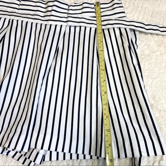 ZARA Paper Bag Striped Tie Waist Shorts - Size: Small - Picture 8 of 10